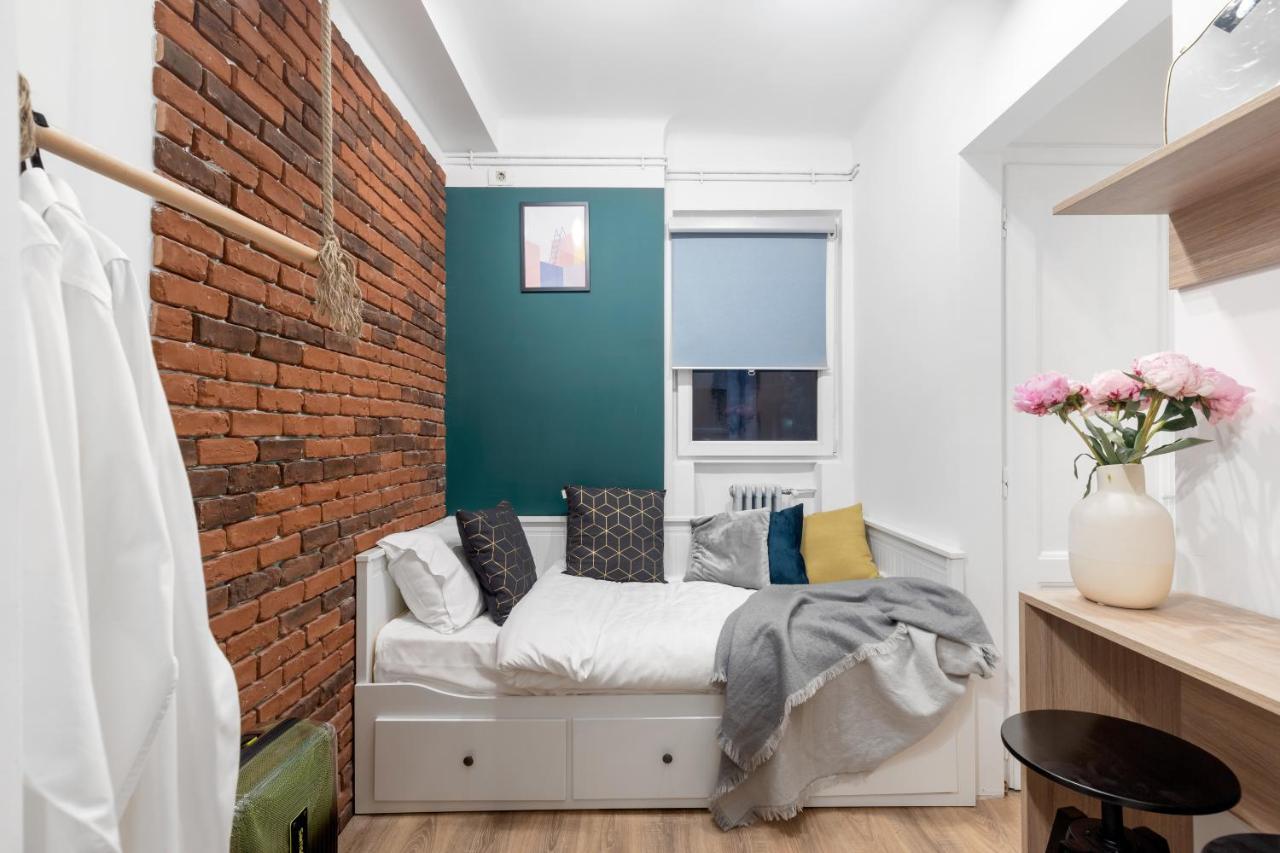 Ultra Central, 15 Sqm Studio By Urbanesq Bucureşti Ngoại thất bức ảnh